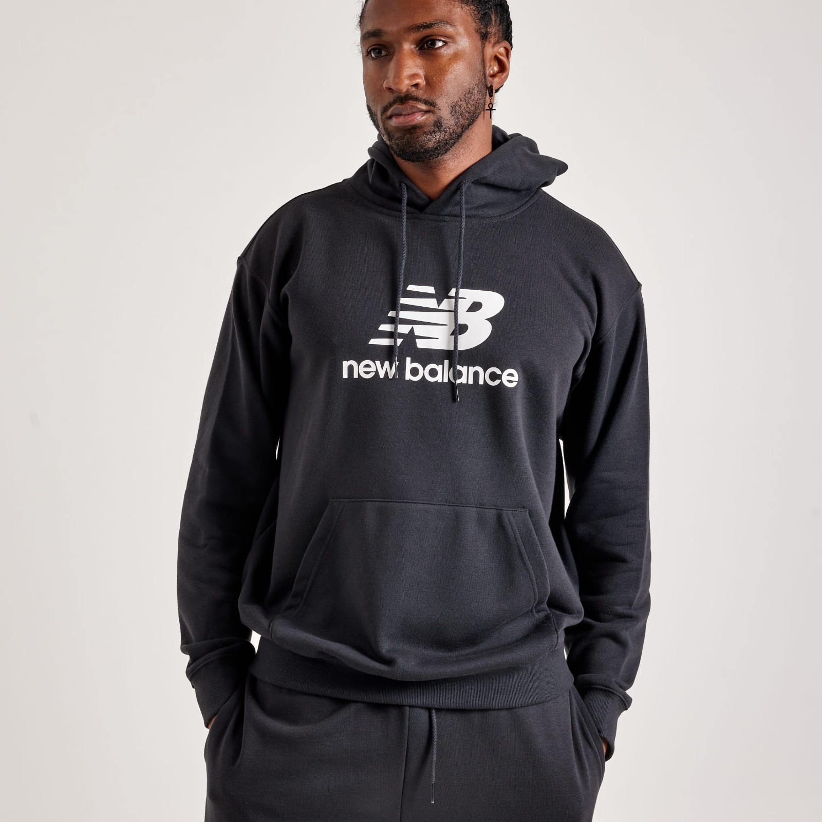 Худі чоловіча New Balance Sport Essentials чорна MT41501 BK