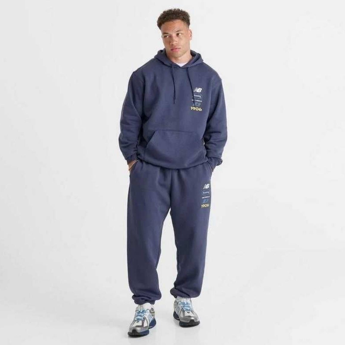 Костюм New Balance чоловічий синій MT51637