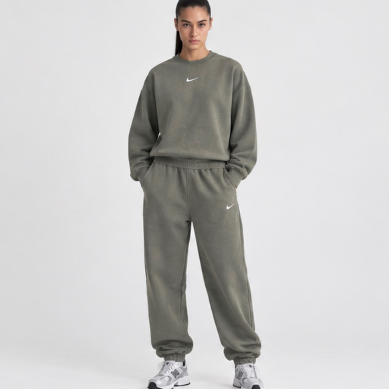 Костюм Nike жіночий фісташковий DJ7665-320 / BV4089-320