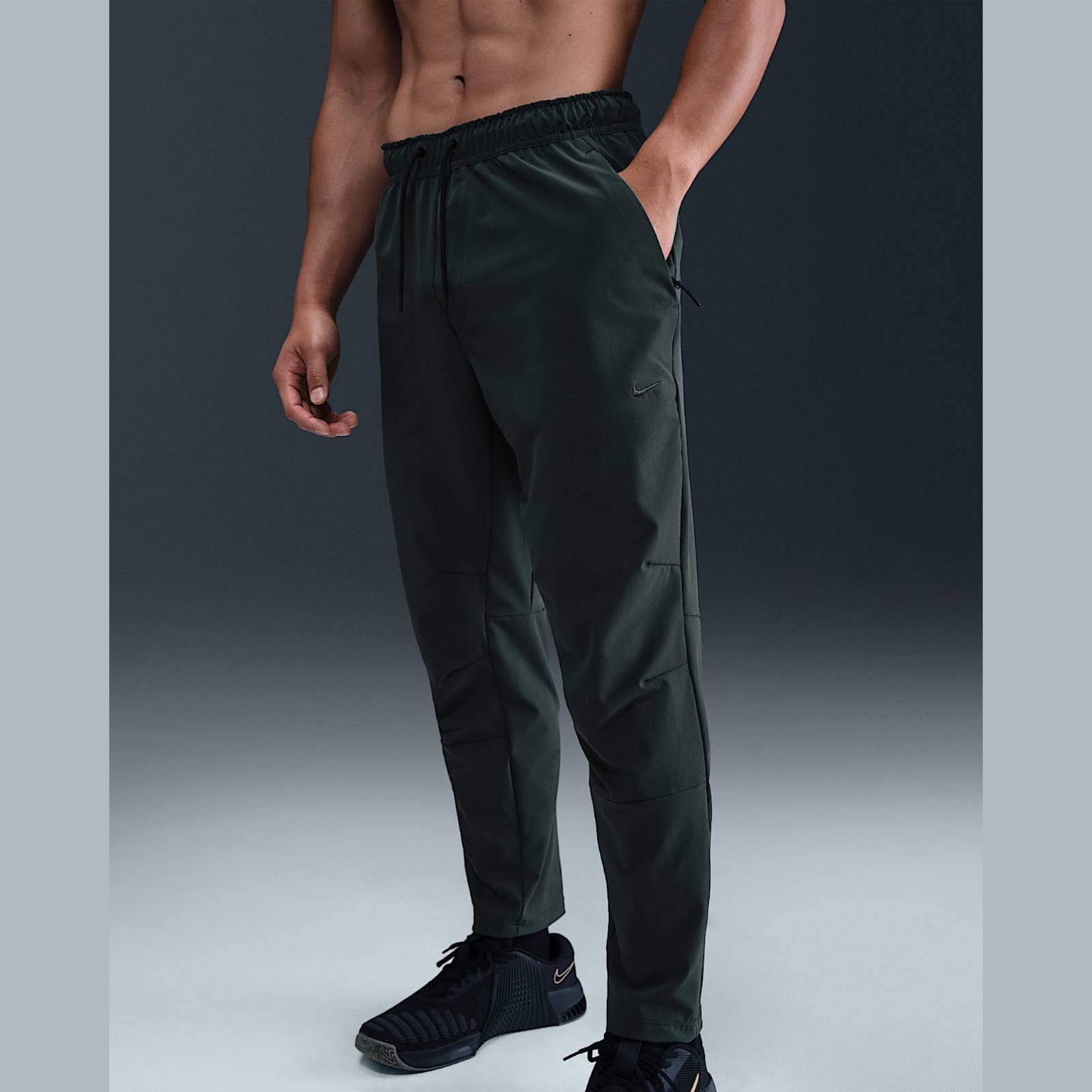 Штани Nike DRI-FIT чоловічі зелені FB7546-390