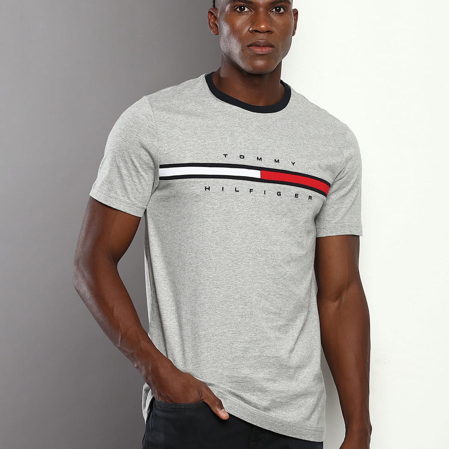 Футболка Tommy Hilfiger чоловіча сіра DY134338092