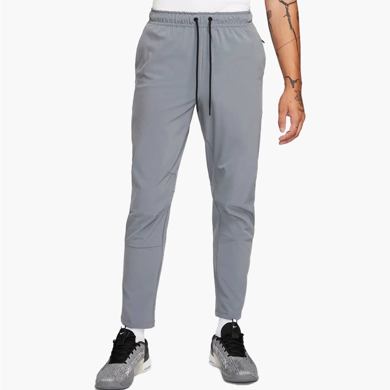 Штани Nike чоловічі сірі FB7546-084