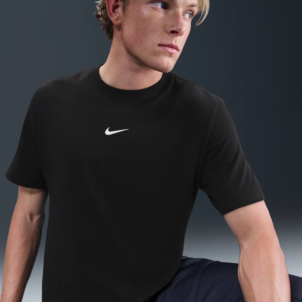 Футболка Nike чоловіча чорна IH5067-010