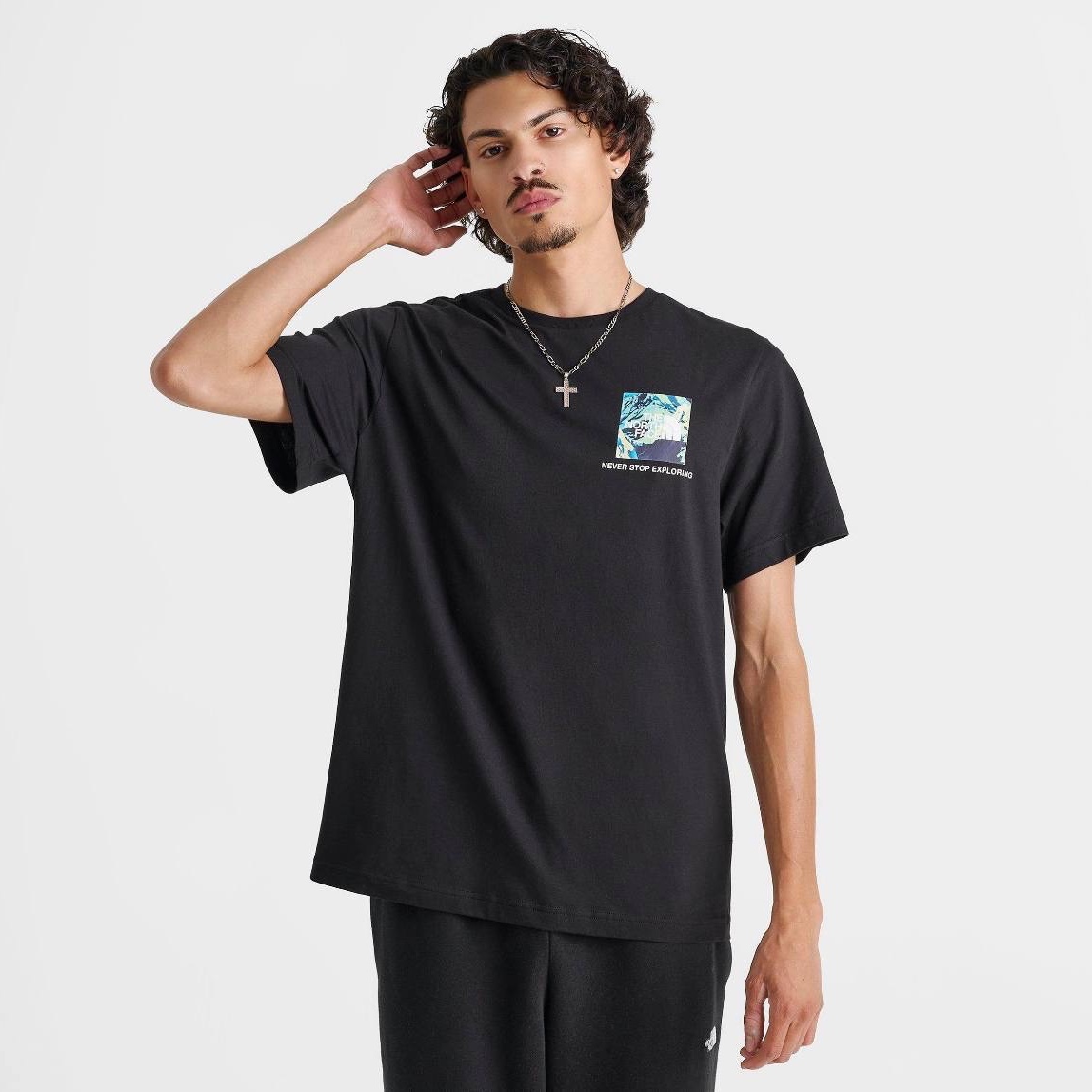Футболка The North Face чоловіча чорна NF0A8GCU